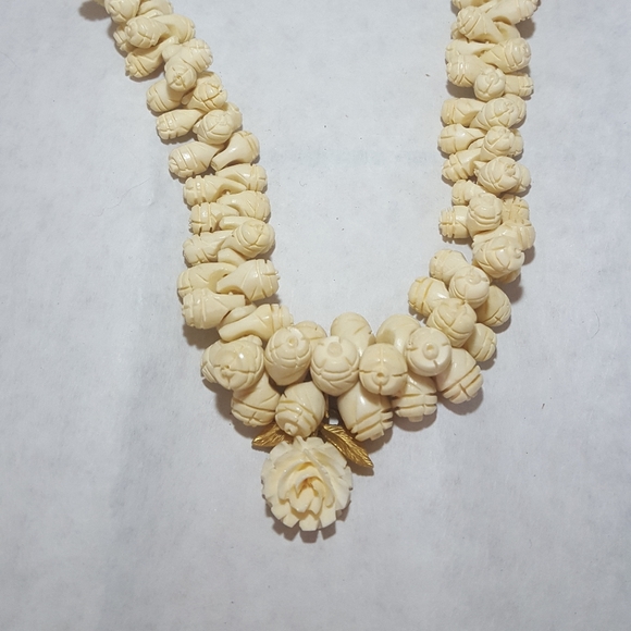Unique Rose necklace